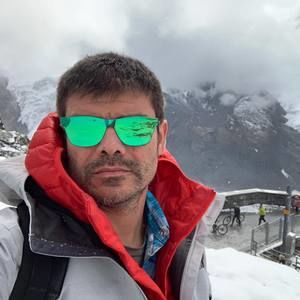 Meet your Posher, Daniel